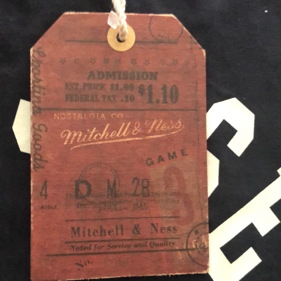 Mitchell & Ness Men’s tank - Picture 6 of 9